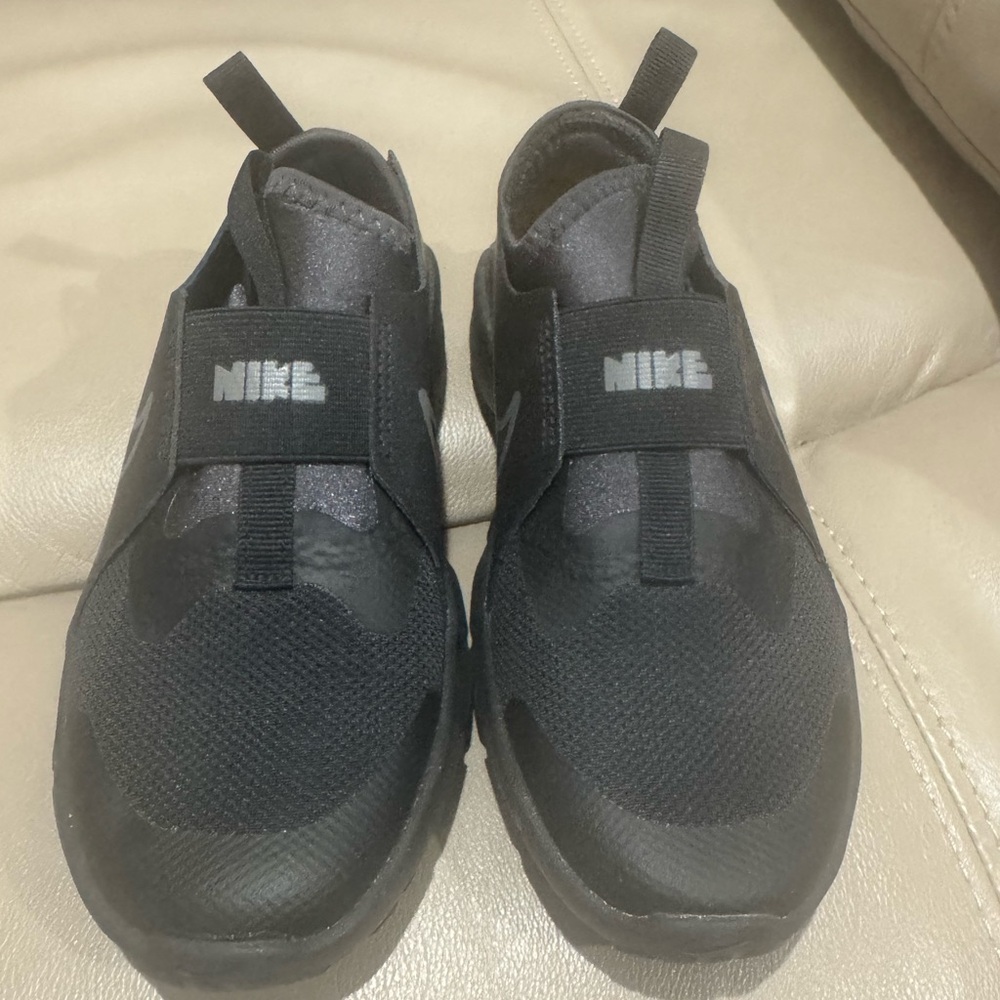 Nike Kids Black Sneakers